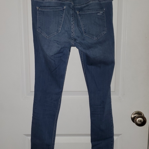 Hollister Jeans - Picture 6 of 7